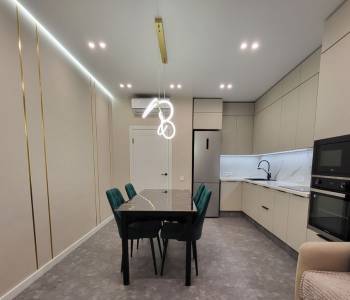 Продается Многокомнатная квартира, 72,2 м²