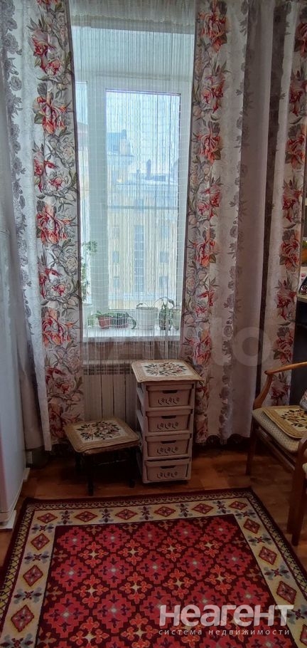 Продается Многокомнатная квартира, 120 м²