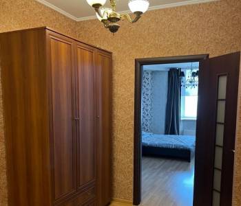 Сдается 2-х комнатная квартира, 100 м²