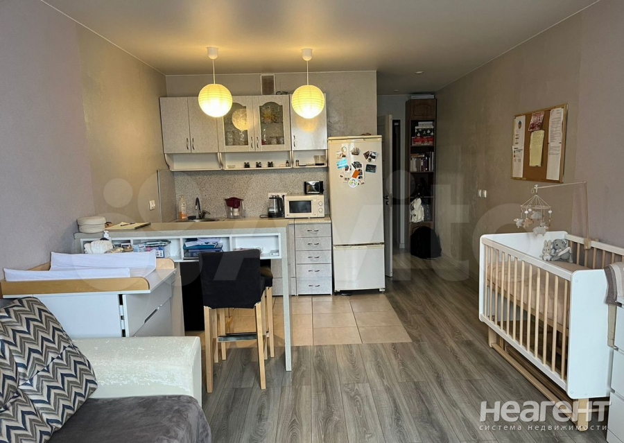 Продается 1-комнатная квартира, 32,8 м²