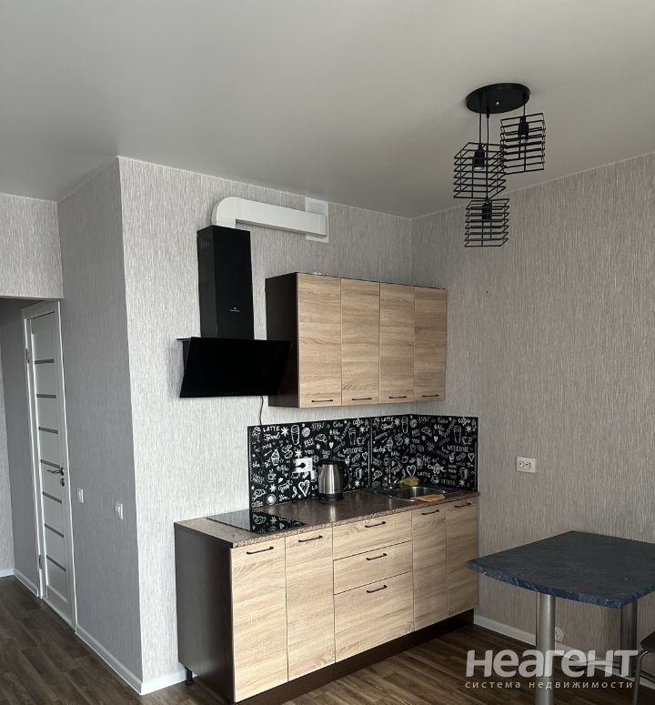 Продается 1-комнатная квартира, 30 м²