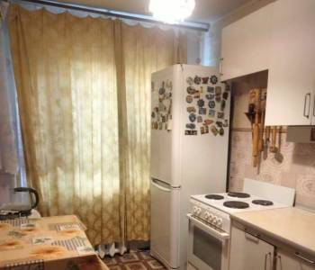 Продается Многокомнатная квартира, 75,4 м²