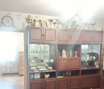 Продается Многокомнатная квартира, 75,4 м²