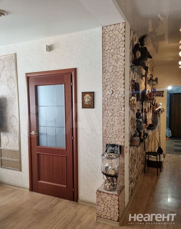 Продается 3-х комнатная квартира, 82 м²