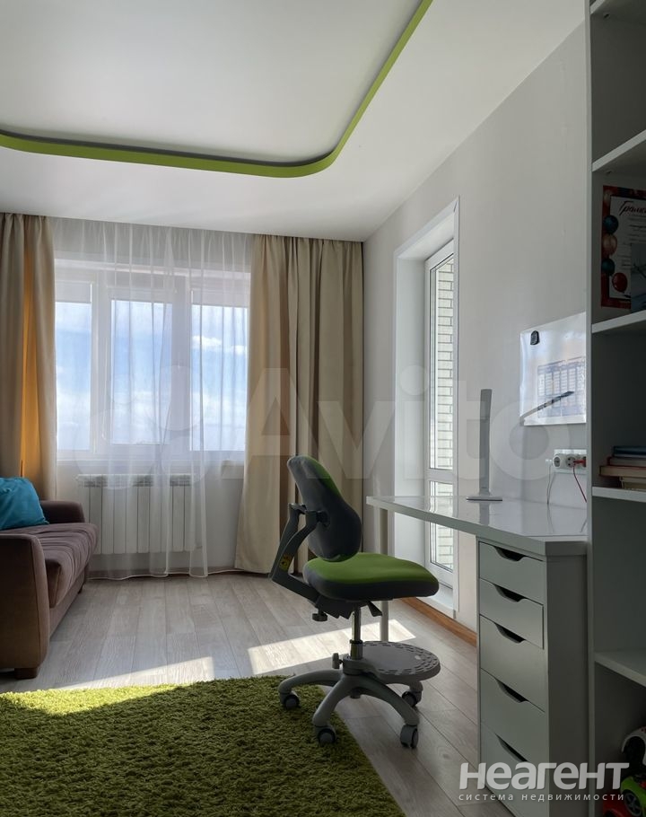 Продается Многокомнатная квартира, 131 м²