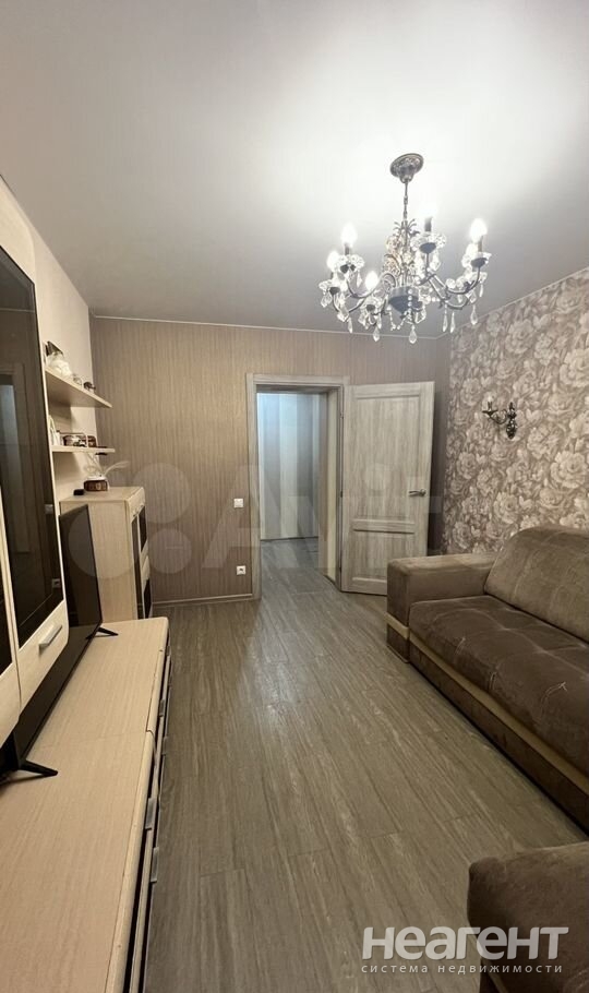 Продается 3-х комнатная квартира, 63 м²