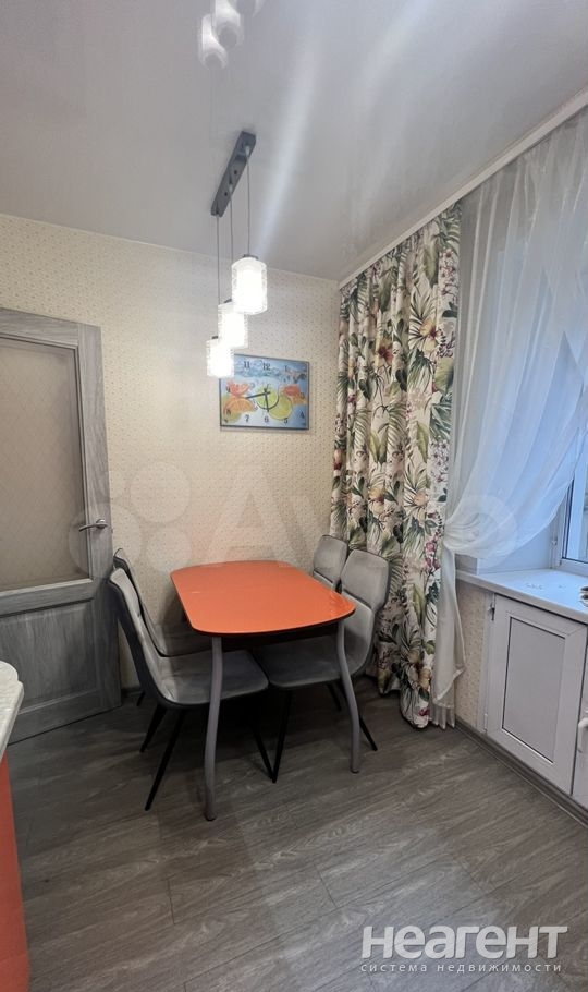 Продается 3-х комнатная квартира, 63 м²