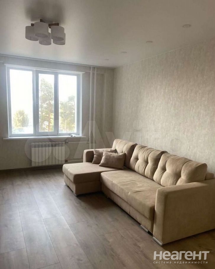 Продается 1-комнатная квартира, 47 м²