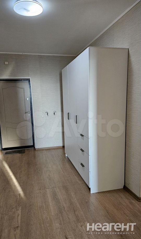 Сдается 2-х комнатная квартира, 83 м²