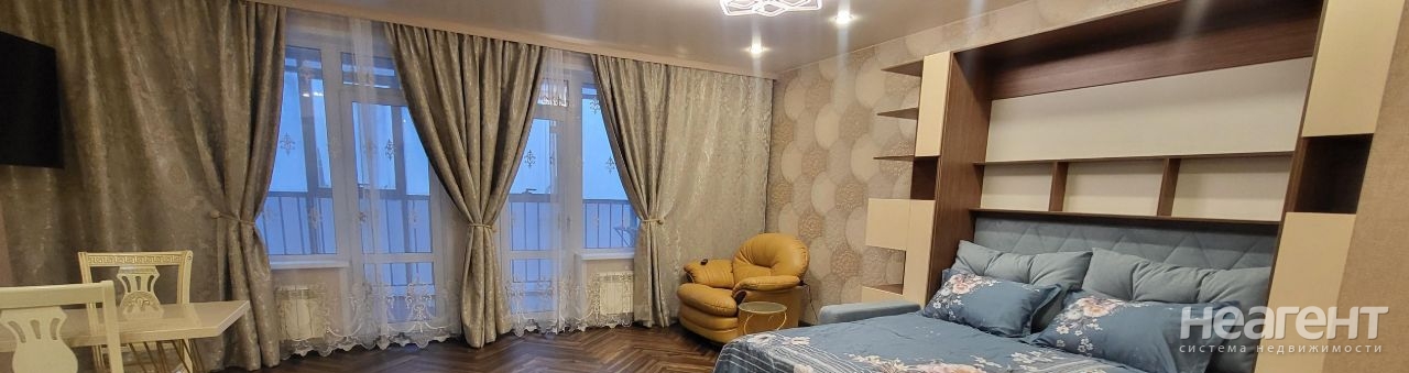 Сдается 1-комнатная квартира, 50 м²