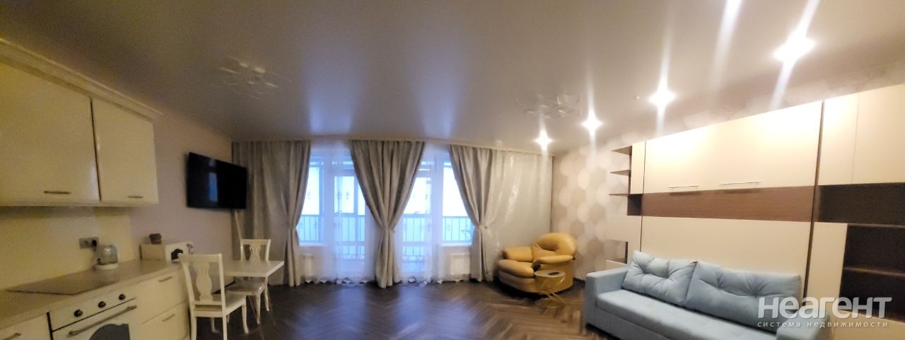 Сдается 1-комнатная квартира, 50 м²