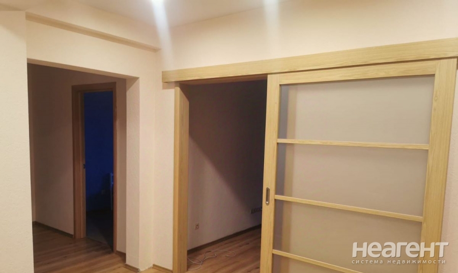 Сдается Многокомнатная квартира, 75 м²