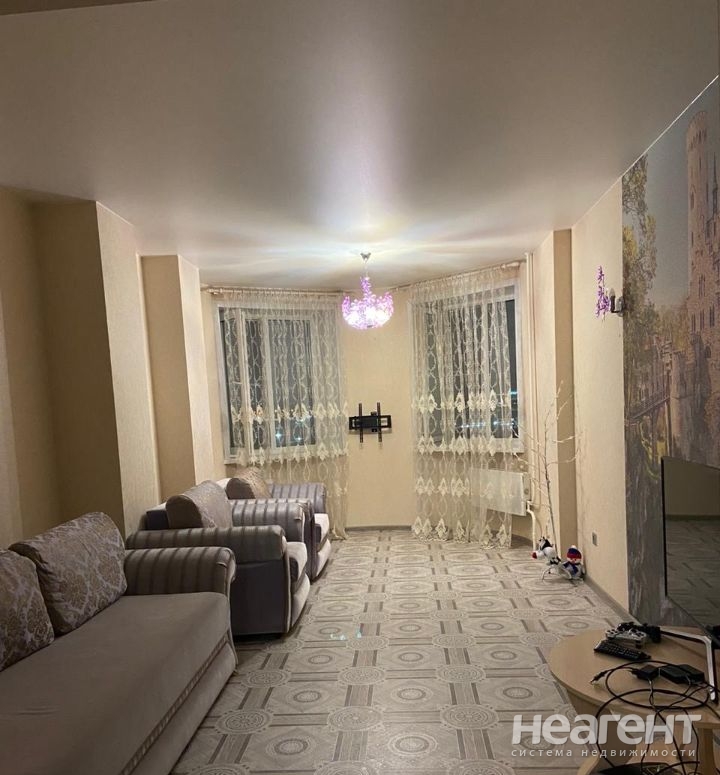 Сдается Многокомнатная квартира, 91 м²