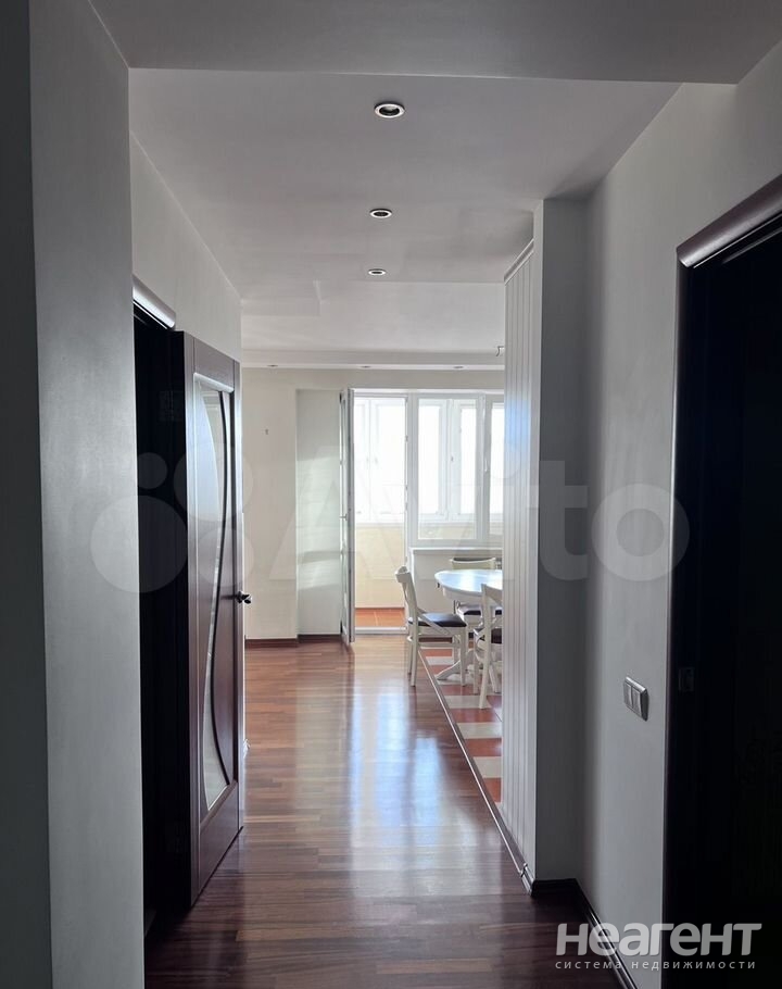 Продается 2-х комнатная квартира, 52,4 м²