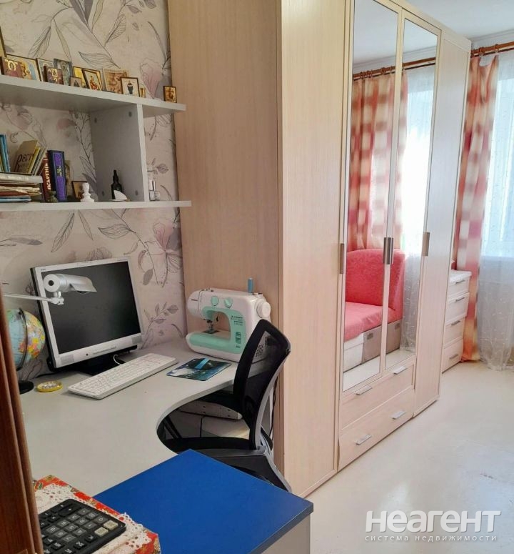 Продается 3-х комнатная квартира, 57 м²