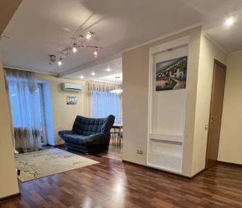 Продается 3-х комнатная квартира, 77,6 м²