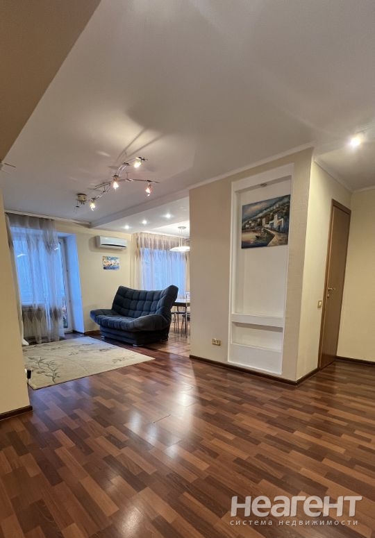 Продается 3-х комнатная квартира, 77,6 м²