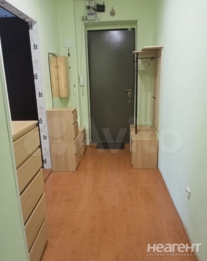 Продается 1-комнатная квартира, 40 м²