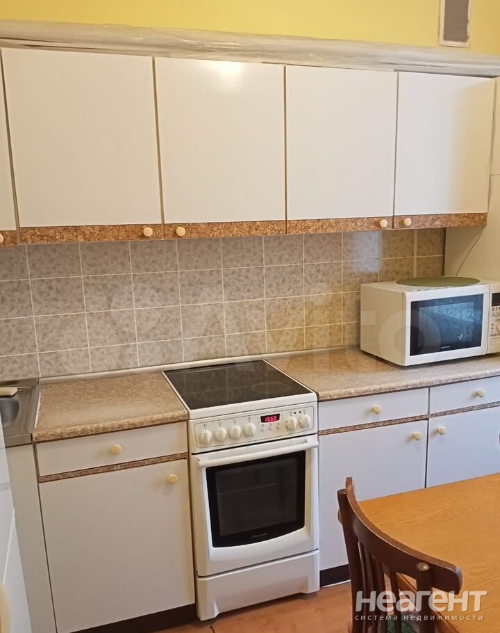 Продается 1-комнатная квартира, 40 м²