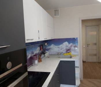 Сдается 1-комнатная квартира, 46 м²