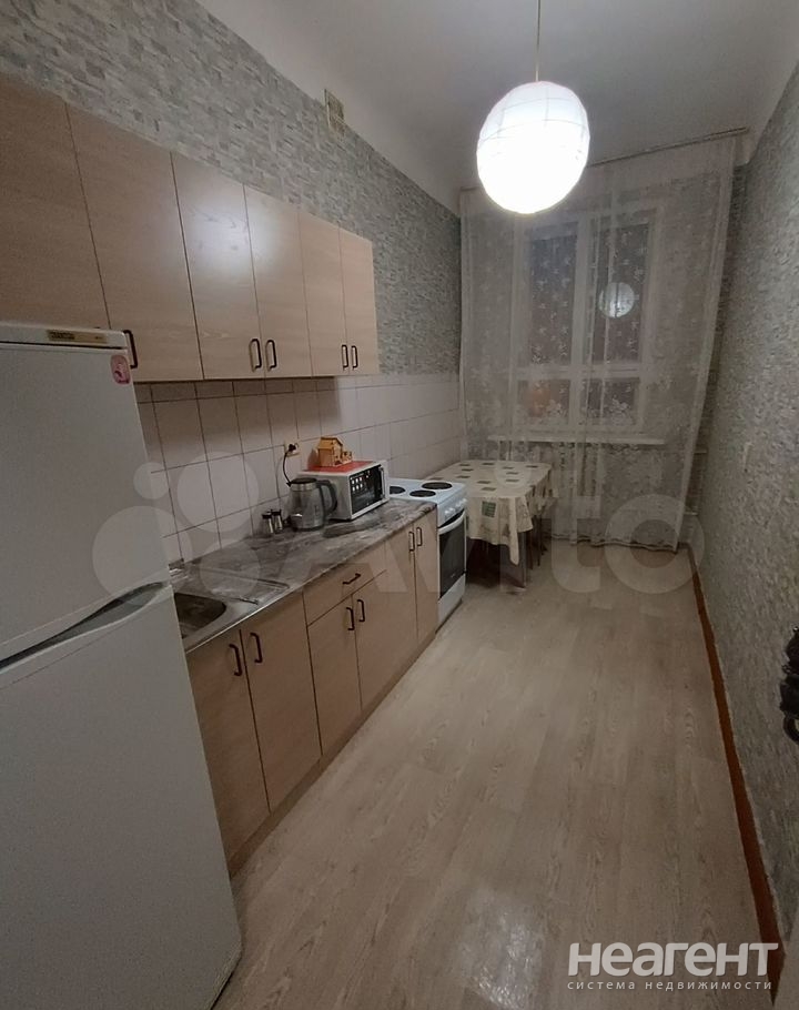 Сдается 2-х комнатная квартира, 62 м²