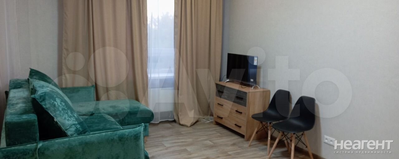 Продается 1-комнатная квартира, 32 м²