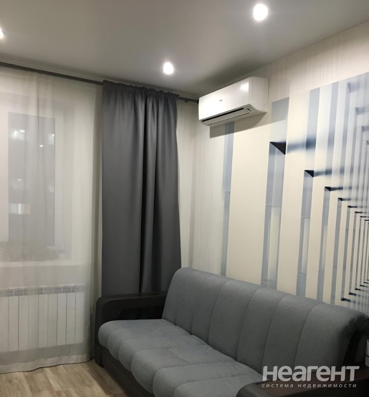 Продается 1-комнатная квартира, 32,5 м²