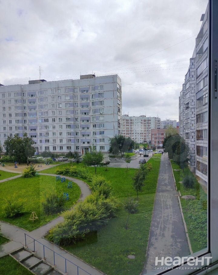 Сдается 1-комнатная квартира, 36 м²