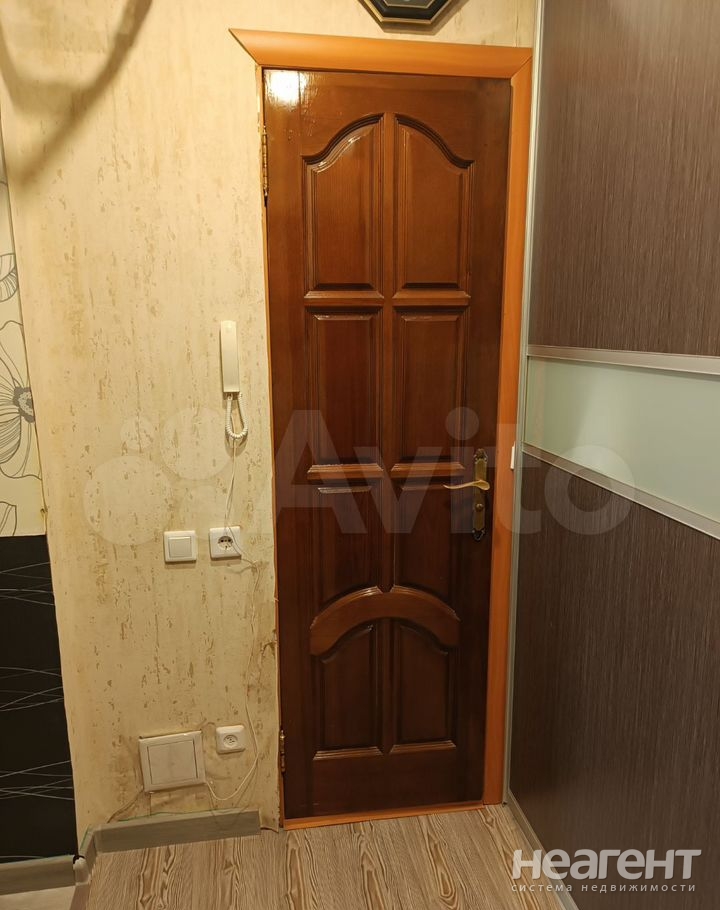 Продается 1-комнатная квартира, 30 м²