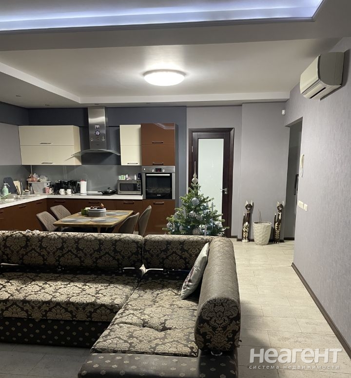 Продается 3-х комнатная квартира, 83 м²