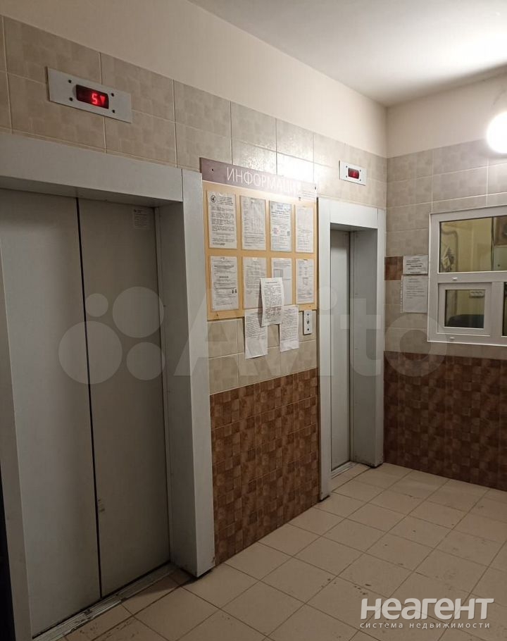 Продается 1-комнатная квартира, 43,8 м²