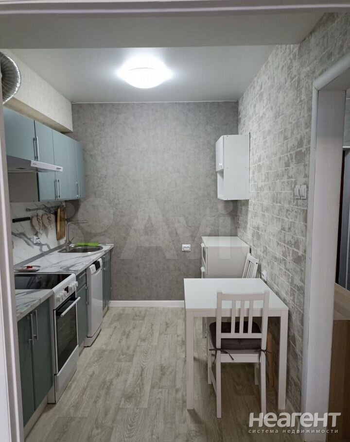 Продается 1-комнатная квартира, 43,8 м²