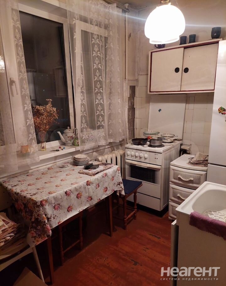 Продается 3-х комнатная квартира, 57 м²