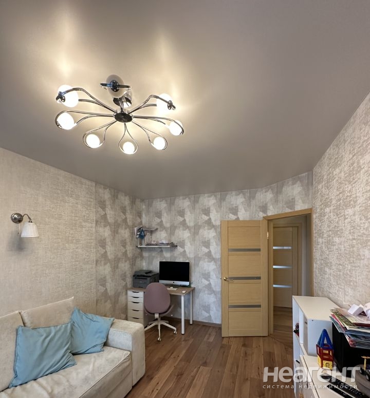 Продается 2-х комнатная квартира, 58,3 м²