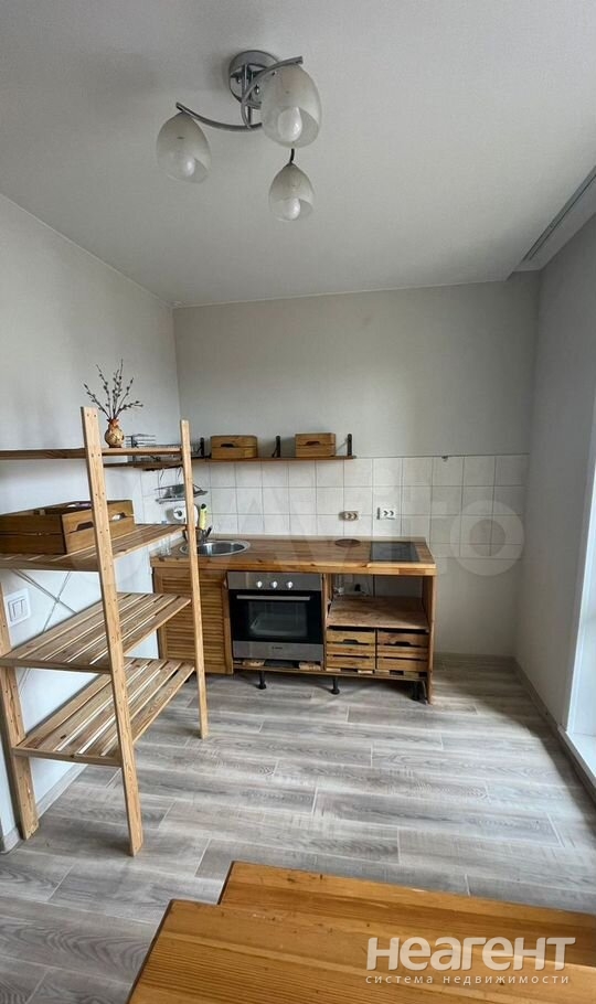 Сдается 1-комнатная квартира, 40 м²