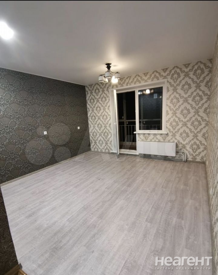 Продается 1-комнатная квартира, 24,6 м²