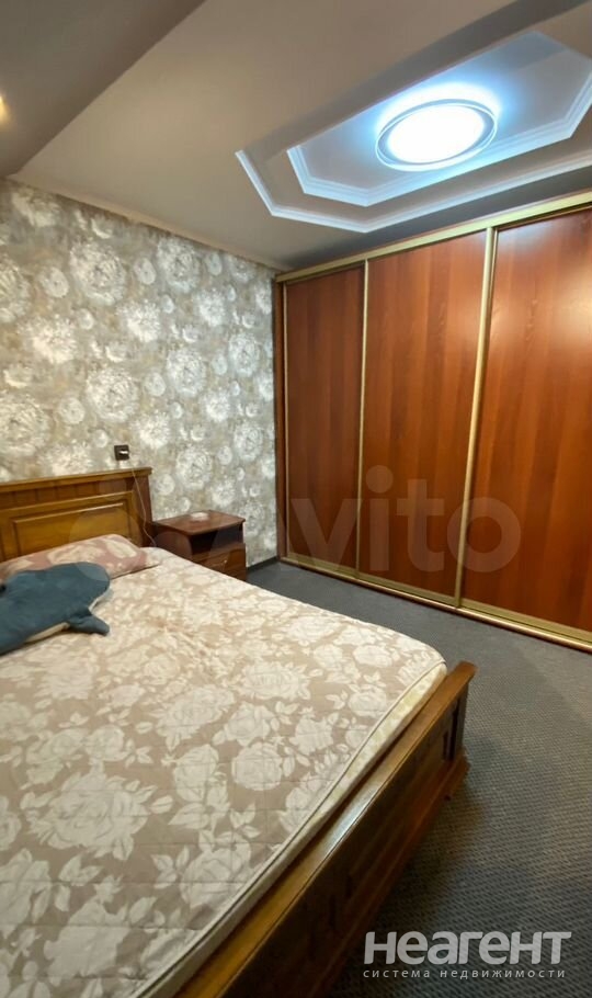 Продается Дом, 180 м²