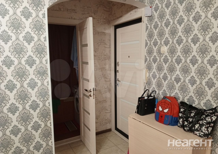 Продается 3-х комнатная квартира, 61 м²