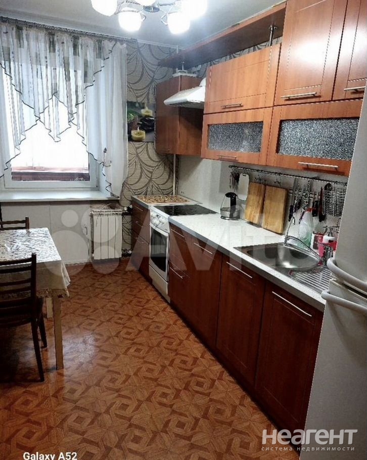 Продается 3-х комнатная квартира, 64 м²