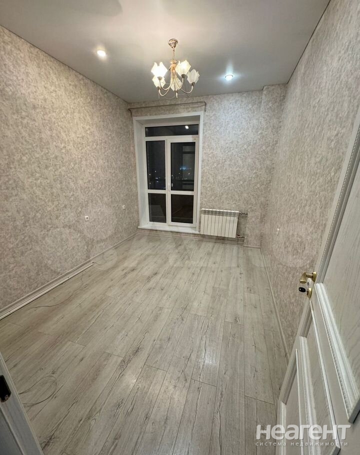 Сдается Многокомнатная квартира, 83 м²