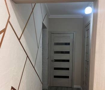 Продается 1-комнатная квартира, 37,3 м²