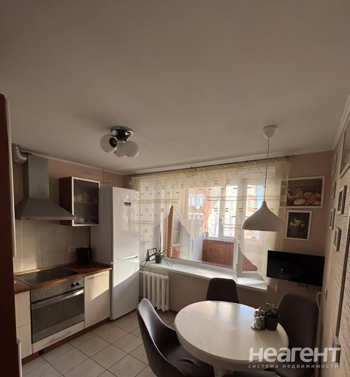 Продается 3-х комнатная квартира, 64,3 м²