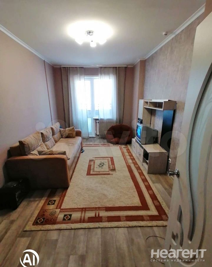 Сдается 1-комнатная квартира, 40 м²