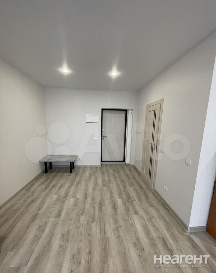 Продается 1-комнатная квартира, 33 м²