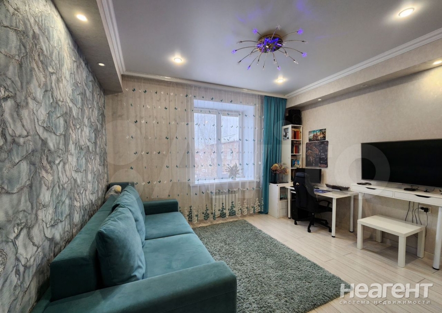 Продается Многокомнатная квартира, 111,3 м²