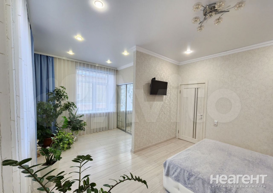 Продается Многокомнатная квартира, 111,3 м²