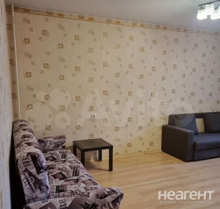 Сдается 1-комнатная квартира, 37 м²