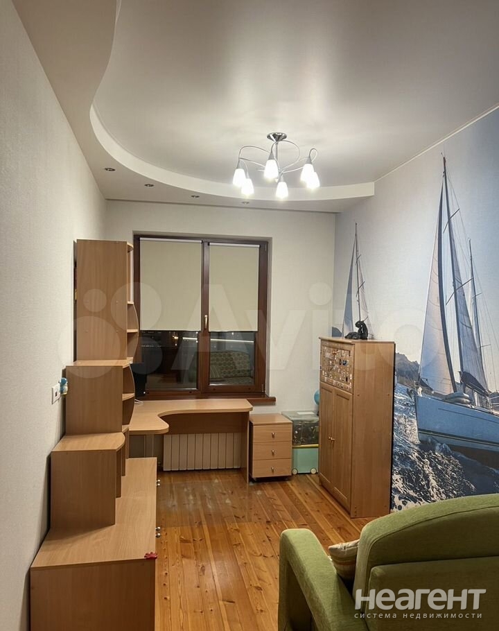 Продается 3-х комнатная квартира, 111,7 м²