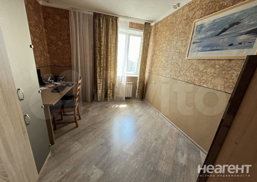 Продается Многокомнатная квартира, 128,4 м²