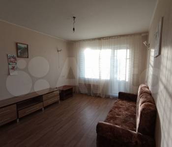 Продается 1-комнатная квартира, 38,1 м²